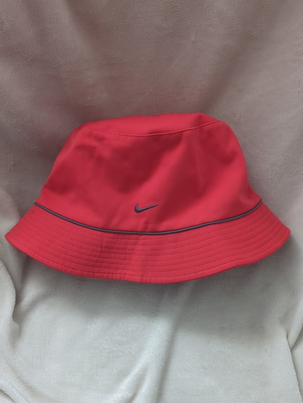 Nike Kids Red Bucket Hat with Black Swoosh and Piping